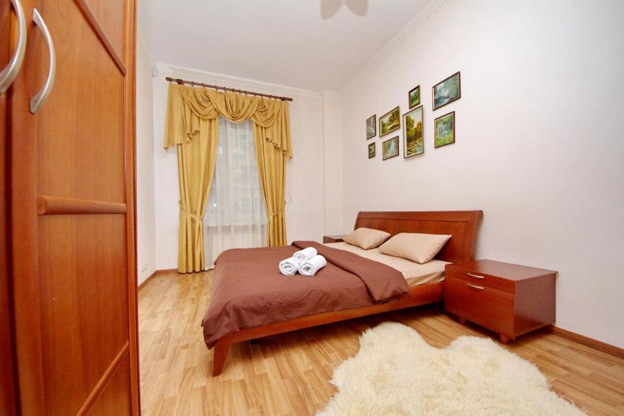 Apartments On Besarabka Kiev Exterior foto
