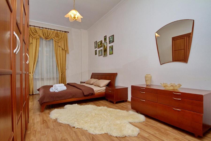 Apartments On Besarabka Kiev Exterior foto