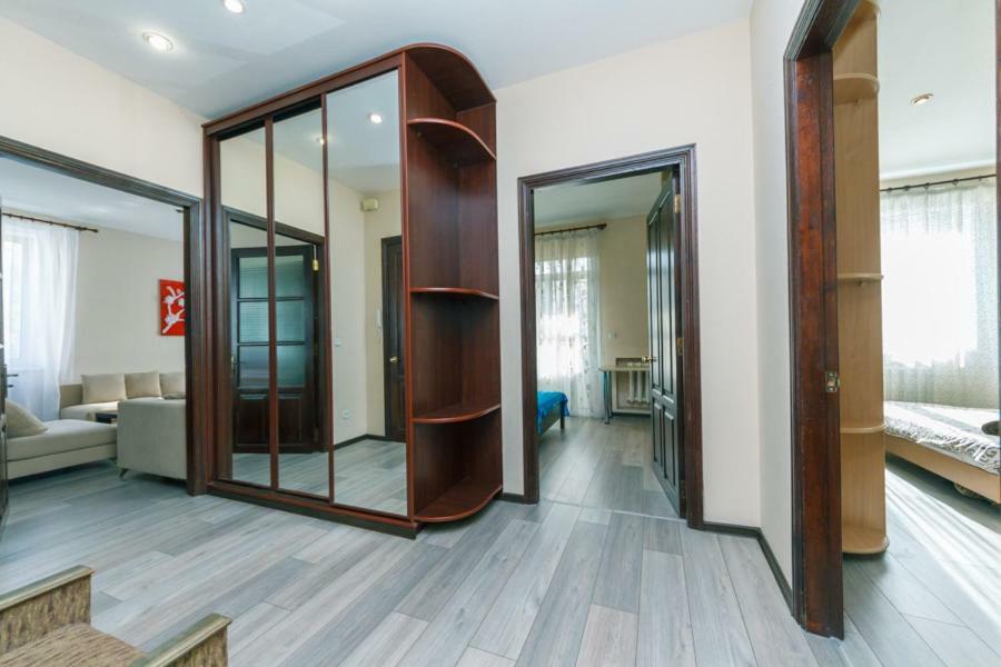 Apartments On Besarabka Kiev Exterior foto